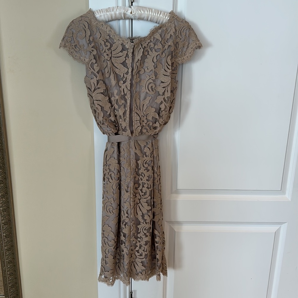 Dress - Picture 3 of 5